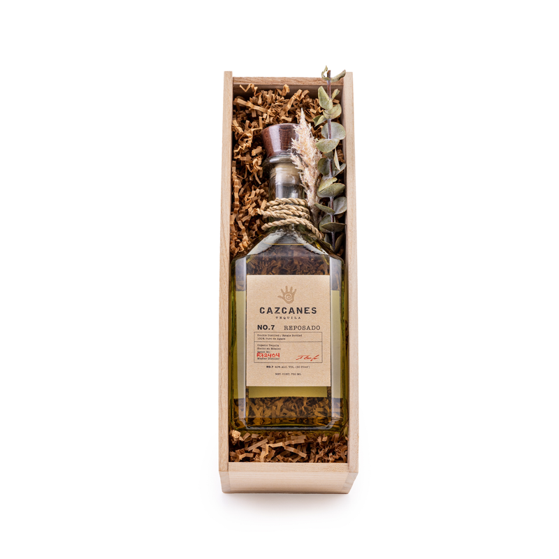 Heart & Heritage Cazcanes Wooden Crate Gift